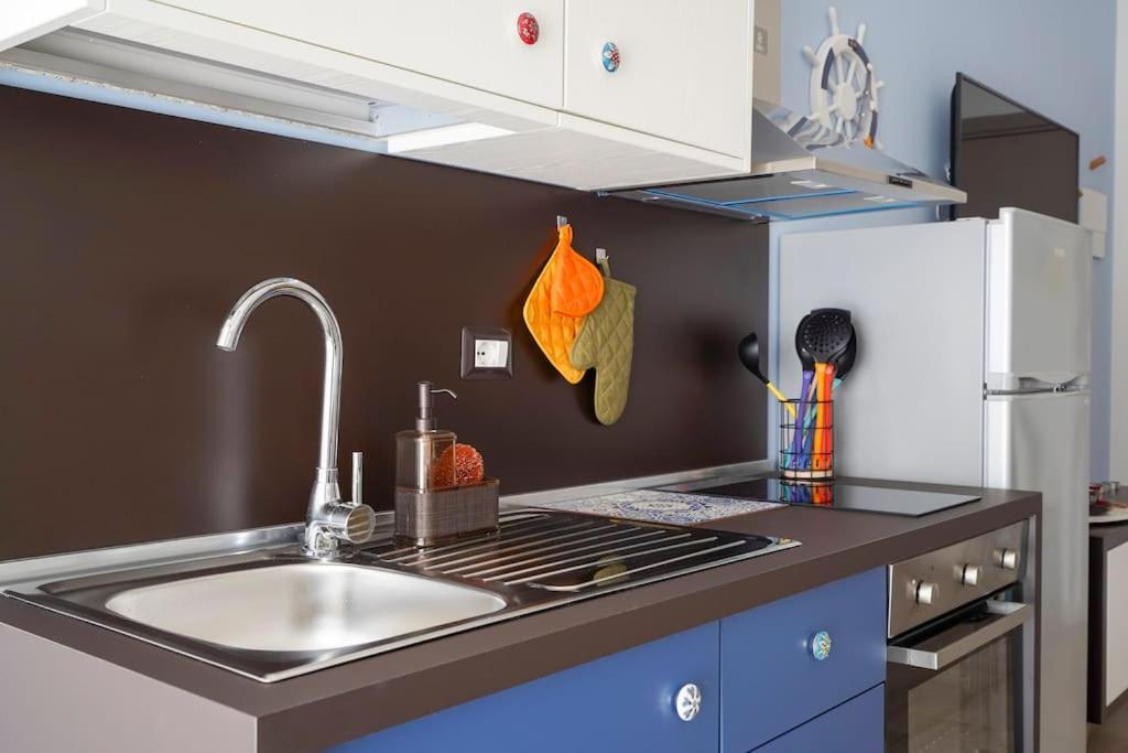 Mediterranea Apartment- Central Station - Free Wifi&Netflix บารี ภายนอก รูปภาพ